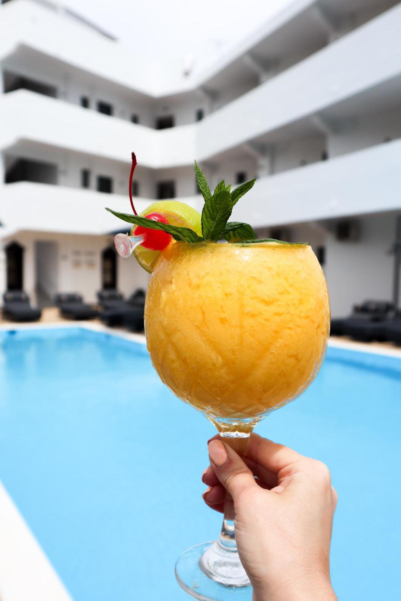 Penelope Hotel Jalisos